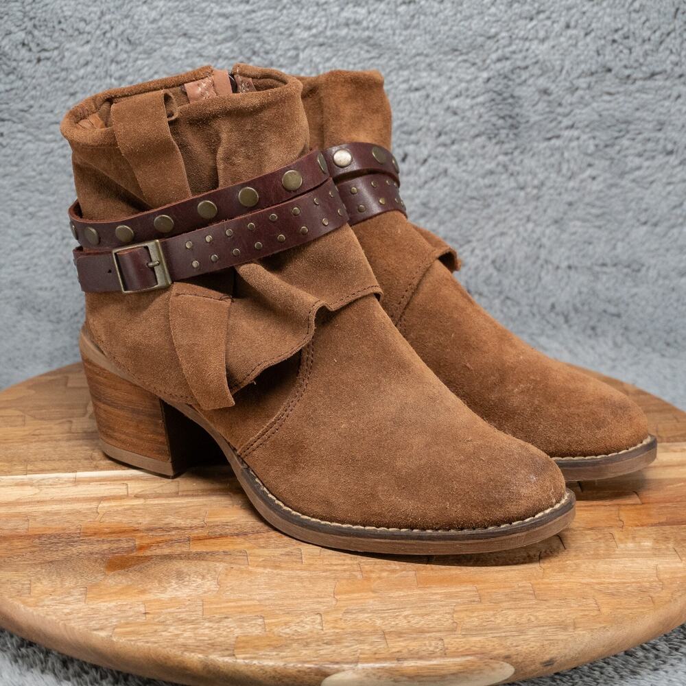 Chocolat Blu Brown Suede Ankle Boots Decorative Braided Straps Buckles Size 8.5